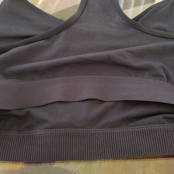 ADIDAS WOMEN'S 3 STRIPES FLORAL SPORT BRA BLACK - Picture 13 of 14